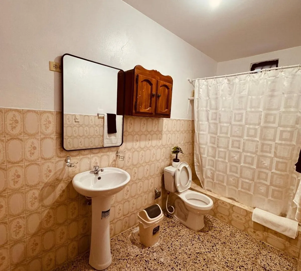 Pasillo Blanco Apartment Constanza 0*,